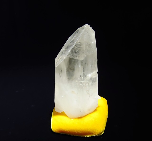 トライゴーニッククォーツ