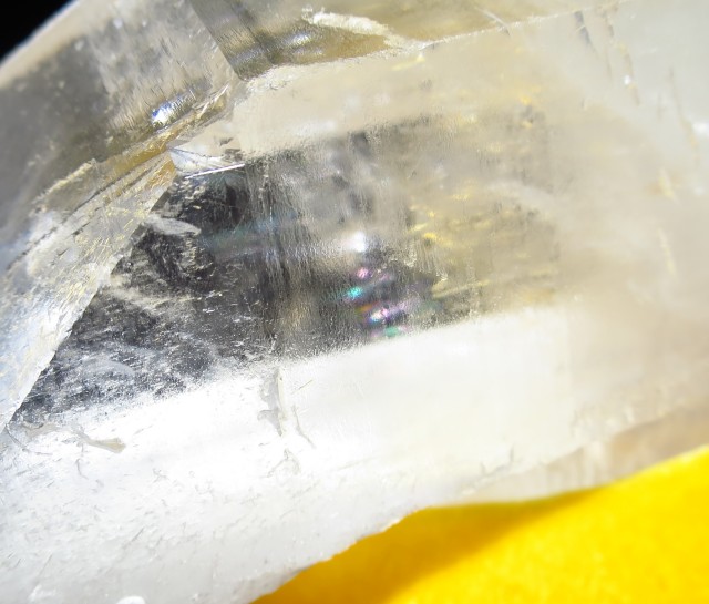 トライゴーニッククォーツ