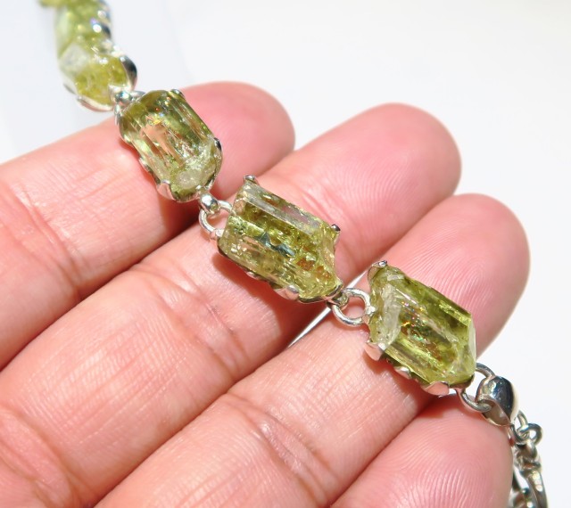 スターボーン　ジュエリー　グリーンアパタイト