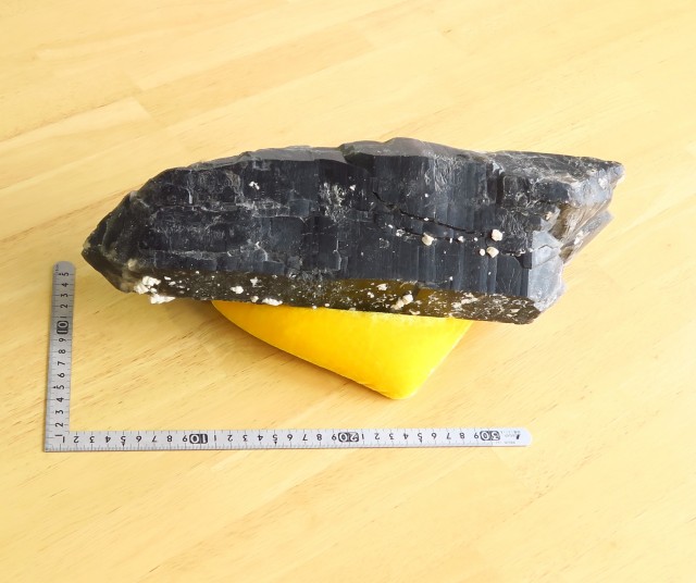 ブラジル産　モリオン