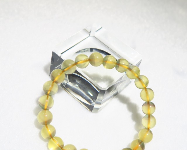 FA0157 【限定価格】 バイカラーイエローフローライト 7．5mm