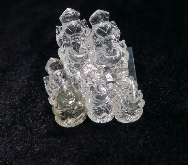 GN0045　【限定価格】　インド産　ヒマラヤ水晶　ガネーシャ像　アソート　☆巾着付き☆