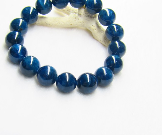 ブルーアパタイト