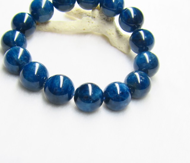 ブルーアパタイト