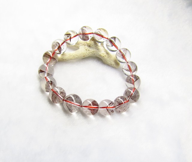 レッドファントムクォーツ