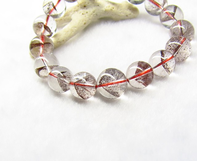 レッドファントムクォーツ