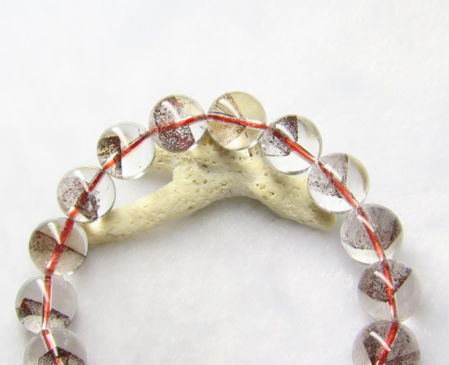 レッドファントムクォーツ